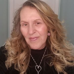 Meet your Posher, Cindy